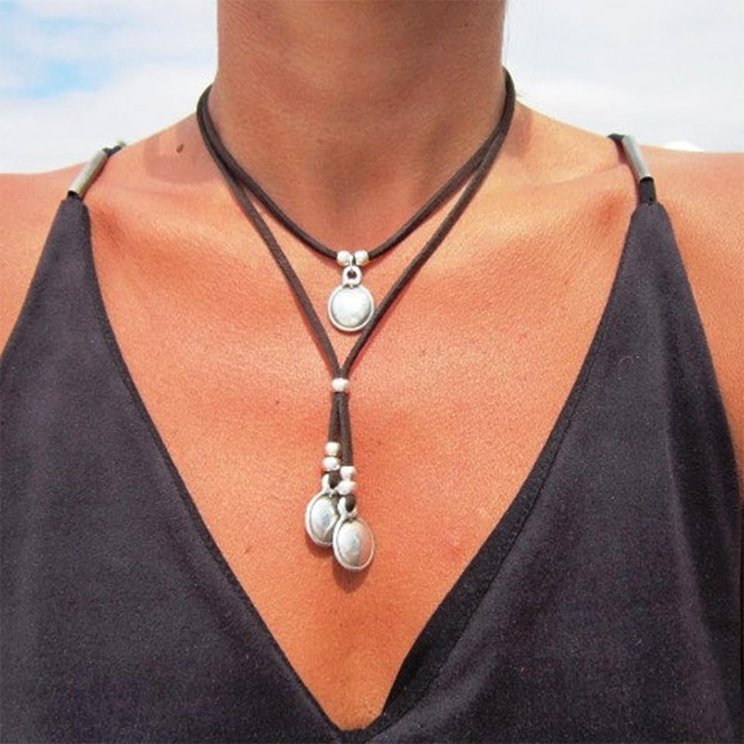 Choker Necklace for Women Boho Necklaces Country Concert Outfits for Women Layered Western Choker Necklace Boho Cowgirl Jewelry Accessories Dress