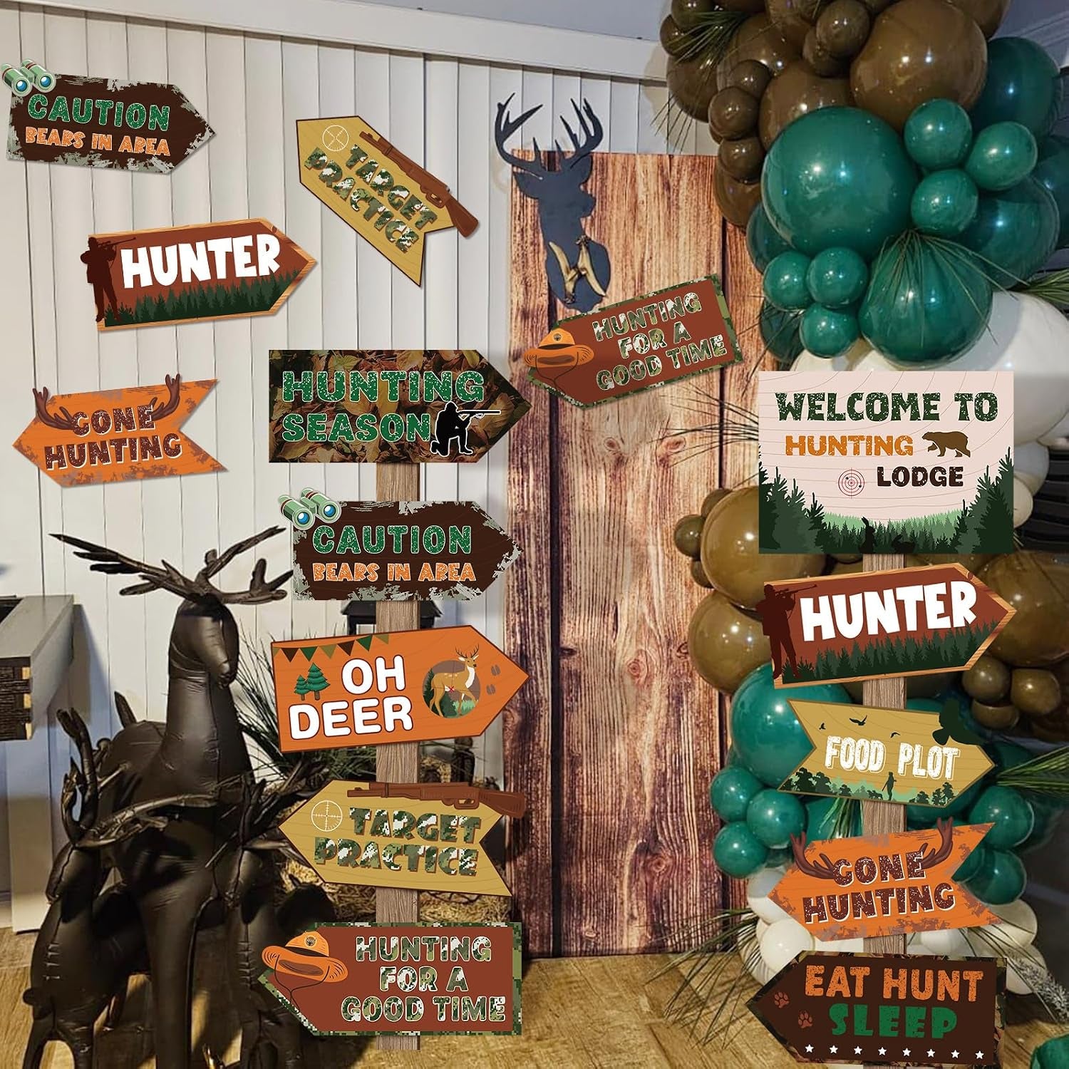 20 Pcs Hunting Party Decorations Signs Welcome to Hunting Lodge Directional Signs Deer Camo Decorations for Door Wall Yard Photo Booth Props Birthday Party Supplies